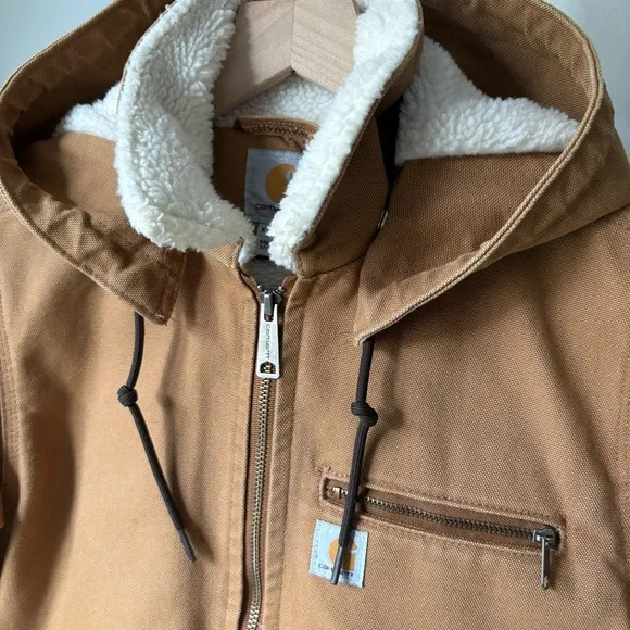 Carhartt Wildwood Sherpa Lined Jacket with Hood - Picture 2 of 13